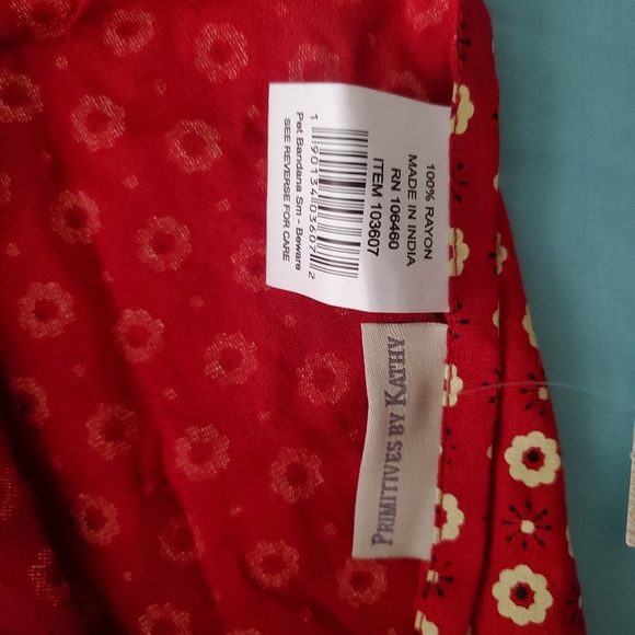 NWT Altar'd State Beware of Wiggle Butts Dog Cat Pet Bandana Red - Picture 8 of 9